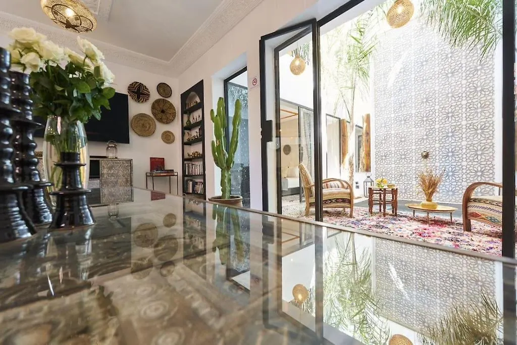 Riad Miloud En Exclusivite 10 P Au Coeur De La Medina Marrakesh 2*,