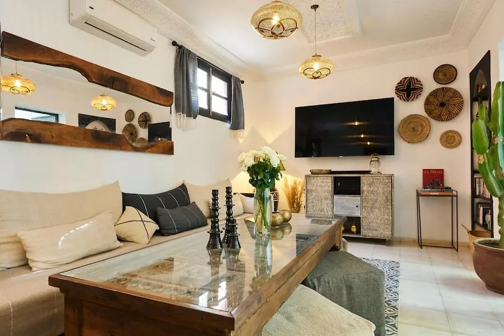 Riad Miloud En Exclusivite 10 P Au Coeur De La Medina Μαρακές 2*,